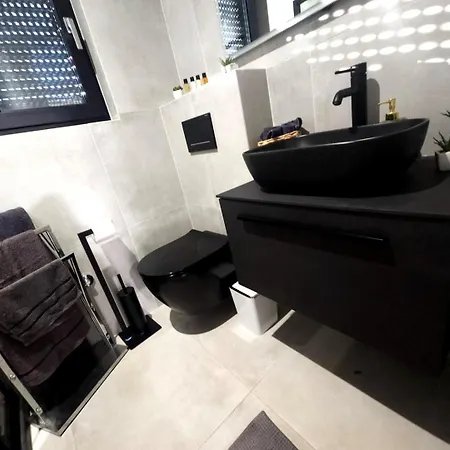 Onyx Premantura
