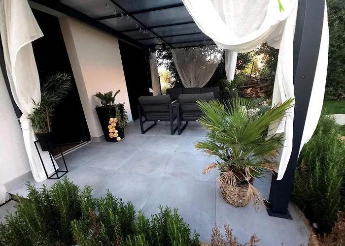 Onyx Ferienhaus Premantura