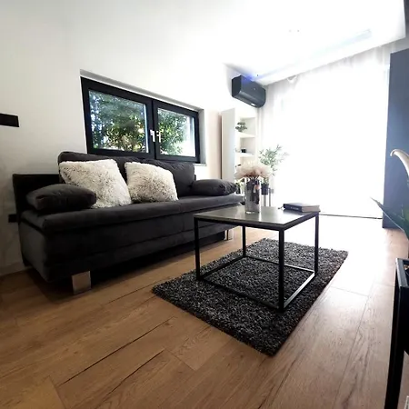 Onyx Holiday home *